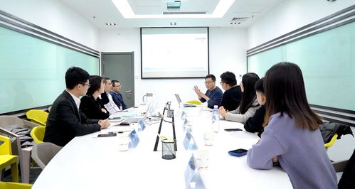 探索智慧教育 涵品教育融合先進科技，提升教學與服務質效